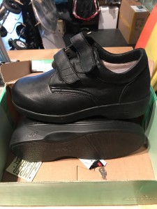 Waterproof shoes. Men's size 6.5 extra wide. $50